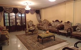 Queen Nefertari-Luxury Apartment Near Pyramids Giza